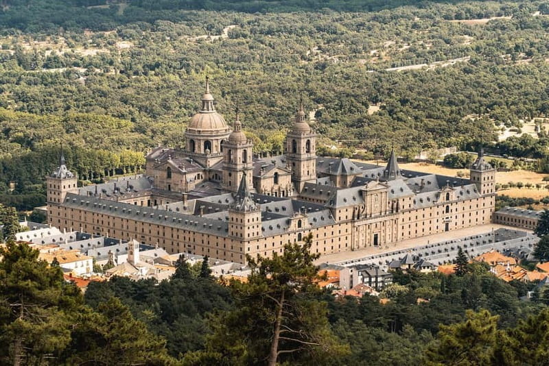 Private Escorial and Valley Tour with driver - Key Points / Takeaways