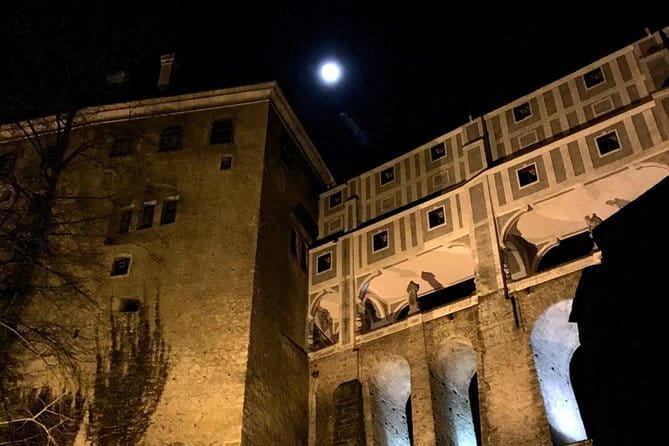 Private evening tour Cesky Krumlov Old Town and Castle area - Who This Tour Is Perfect For