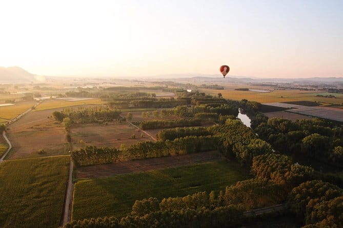 Private Exclusive Hot Air Balloon Barcelona - FAQ