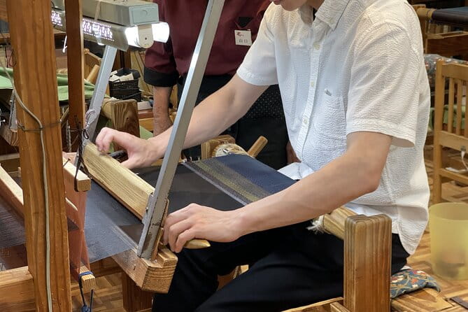 Private Experience of Weaving Oshima Tsumugi Textiles - Location and Accessibility