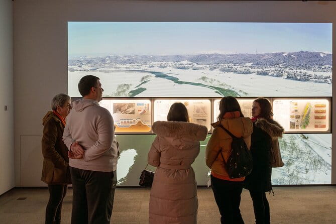 Private Fabric Making History Tour in Tokamachi - Unraveling the Fabric of Time: A Journey Through History