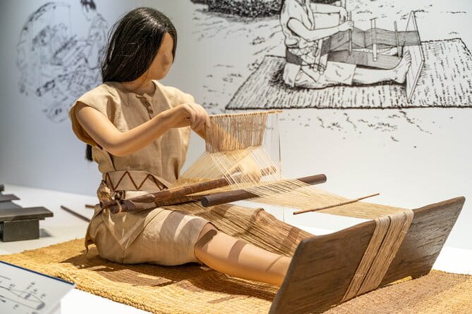 Private Fabric Making History Tour in Tokamachi - From Mulberry to Masterpiece: The Art of Silk Production