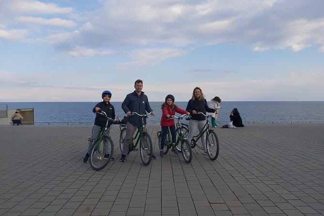Private Family Bike Tour in Barcelona - Who Should Jump On This Tour?