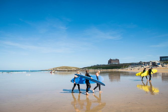 Private Family Friendly Surfing Lesson (Based on 4 Attending) - Key Points