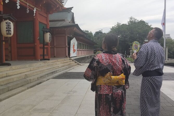 Private Fujinomiya Town in Kimono Guided Tour/C-G - Kimono Dressing Experience