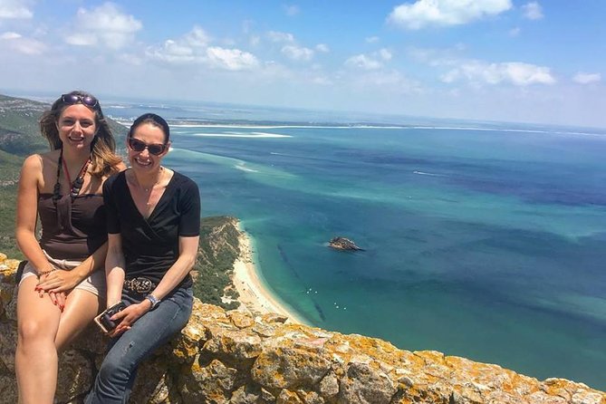 Private Full-Day Arrábida Wine Tour and Food Tasting - Knowledgeable Professional Guide