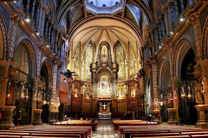 Private Full Day City Tour of Barcelona and Monastery of Montserrat w/ pick up - Logistics and Value: What You Need to Know