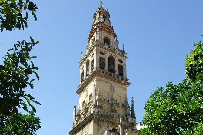 Private Full Day Tour of Cordoba & Medina Azahara with Hotel pick up & drop off - Why This Tour Offers Good Value