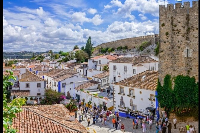 Private Full Day Tour of Óbidos, Nazaré and Batalha - Accessibility