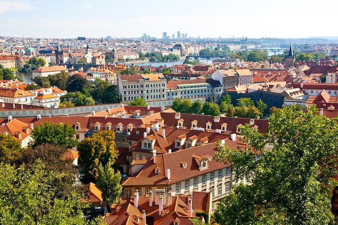 Private Full Day Tour to Prague from Vienna with a Local Guide - FAQ
