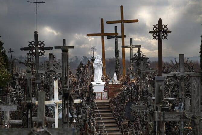 Private Full-Day Trip to Hill of Crosses, Rundale Palace & Bauska - The Experience in Detail