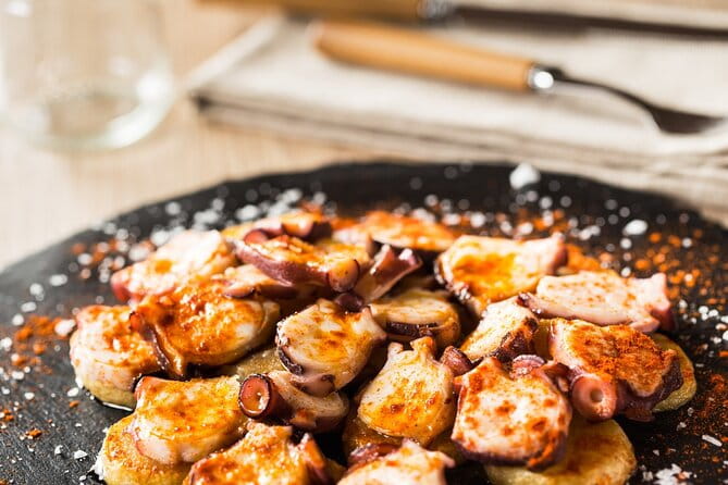 Private Gastronomical Tour in Santiago de Compostela - Discover Santiago de Compostela through its Market, Streets, and Tastes