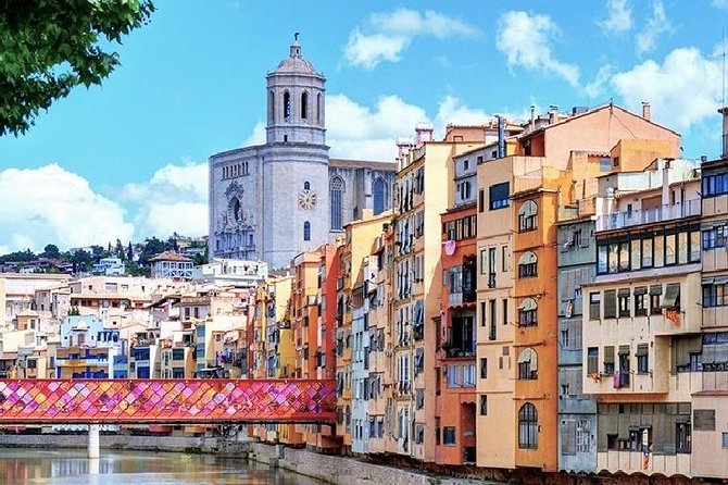 Private Girona and Costa Brava Tour With Hotel Pick-Up From Barcelona - Medieval Architecture