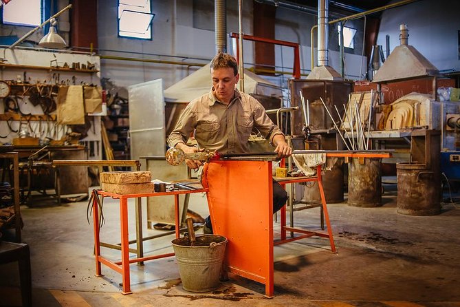 Private Grand Canal Boat Tour and Murano Glass Experience - Key Points