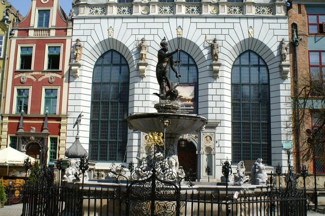 Private guide-driver & van services in Poland & Central Europe - Detailed Breakdown of the Service