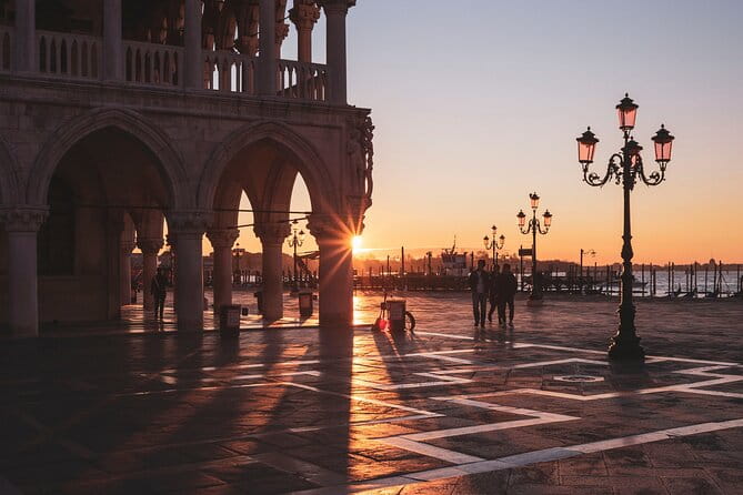 Private guide to visit Palacio Ducale & Basilica de San Marco in Venice - Logistics and Practicalities
