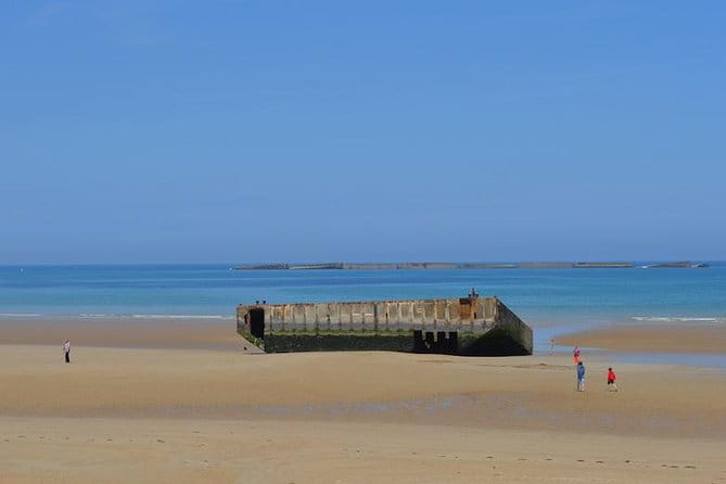 Private guided British D-Day Tour from Bayeux - Exploring the Heart of D-Day: The Itinerary
