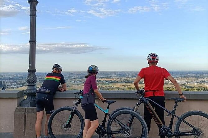 Private Guided E-bike Tour in Bertinoro - Key Points / Takeaways