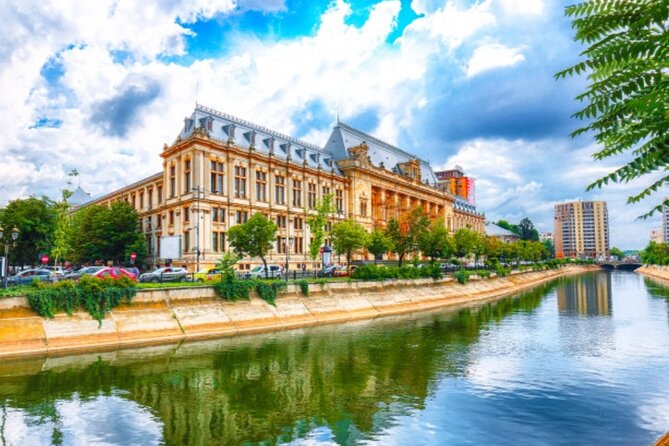 Private Guided Panoramic Tour in Bucharest by Car - Customer Reviews and Experiences