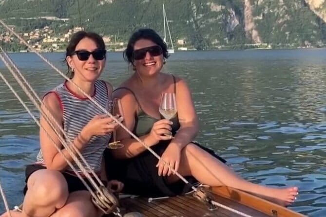 Private Guided Sailing Boat Tour on Lake Como with Aperitif - Frequently Asked Questions
