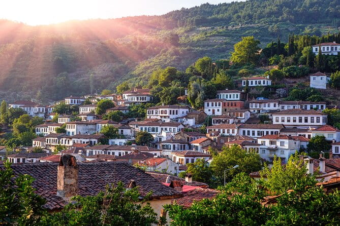 Private Guided Sirince Village And Ephesus Tour From Kusadasi - Exploring Sirince Village: Charm in Every Corner