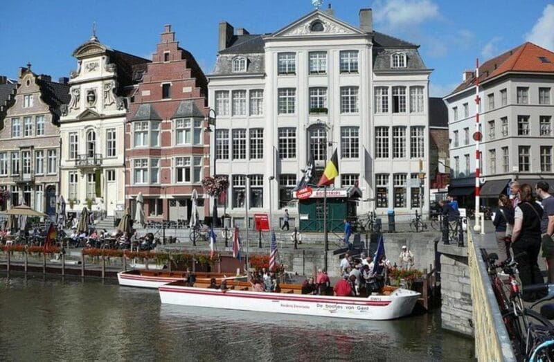 Private Guided tour Ghent and Bruges From Brussels - Entering the Heart of Flanders: First Impressions and Logistics
