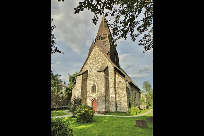 PRIVATE GUIDED TOUR: King of the Fjords  round trip to the Sognefjord, 11 hours - Scenic Drive through Remote Mountain and Coastal Areas