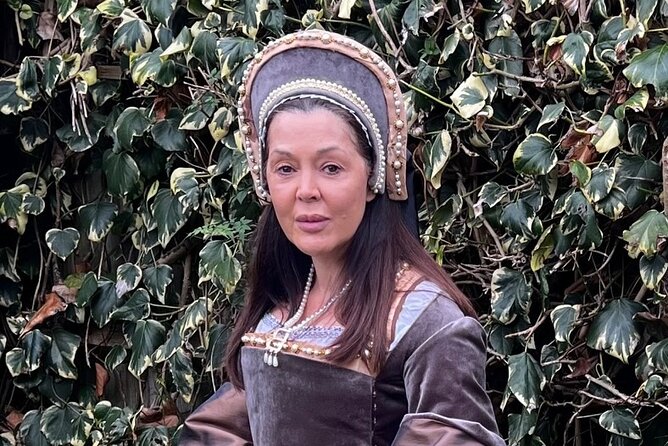 Private Guided Tour of Hampton Court Palace - Transportation