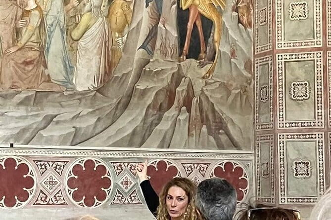 Private guided tour of Hidden Symbols in Santa Maria Novella - An In-Depth Look at the Experience