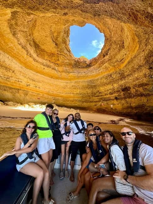 Private guided tour to Algarve,Benagil cave from Lisbon - Exploring Carvoeiro and Algar Seco