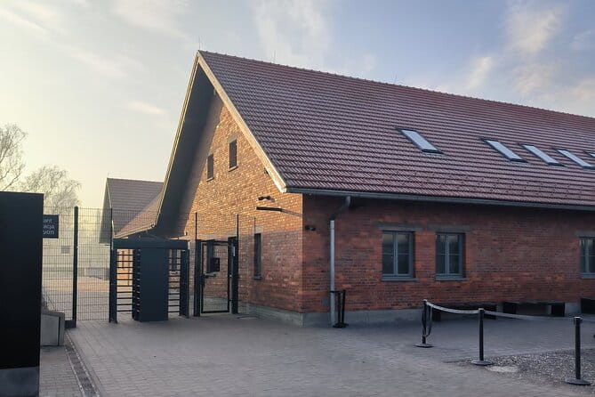 Private Guided Tour to Auschwitz & Birkenau from Krakow - Who Should Take This Tour?