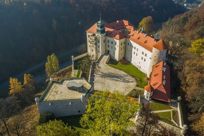 Private Guided Tour to Trail of the Eagles Nests from Krakow - Price and Value