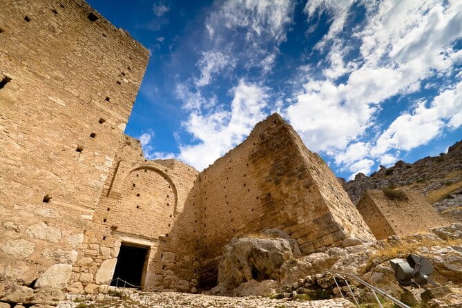 Private half-day tour to Ancient Corinth from Athens - Exploring Ancient Corinth: Temples, Ruins, and Roman Foundations