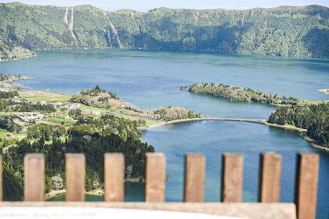 Private Half-Day Tour to Sete Cidades São Miguel Island - Exploring São Miguel’s Highlights on a Private Half-Day Tour