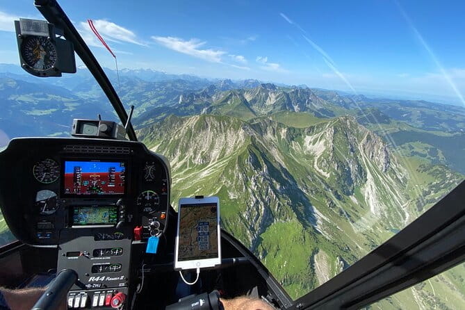 Private helicopter tour to Jura and Seeland - a beautiful sightseeing flight - Practical Details: What to Expect and Who It’s For