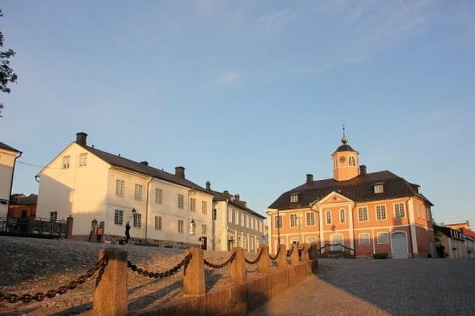 PRIVATE Helsinki and Medieval Porvoo VIP Tour - FAQ
