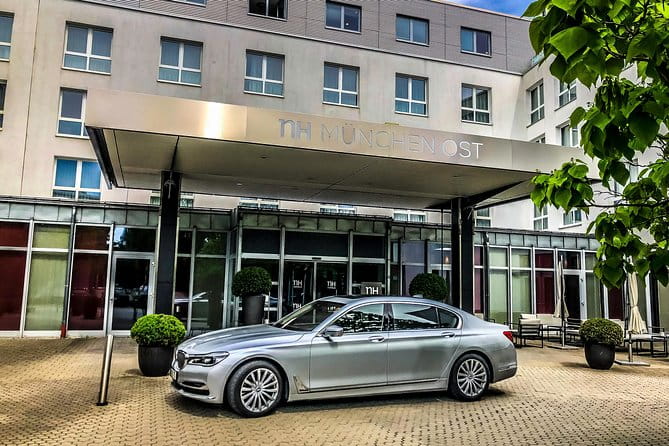 Private Herrenchiemsee Castle Tour from Munich with Cruise and Carriage Ride - Who Should Consider This Tour?