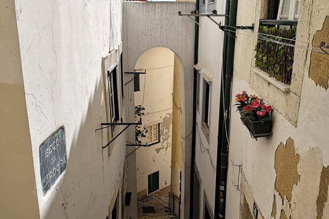 Private Highlights of Lisbon HD Tour - Price and Logistics