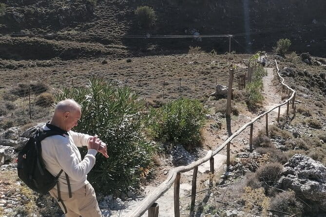 Private Hiking Tour in Imbros Gorge (Chania) - Entering the Gorge: A Walk Through Crete’s Natural Marvels