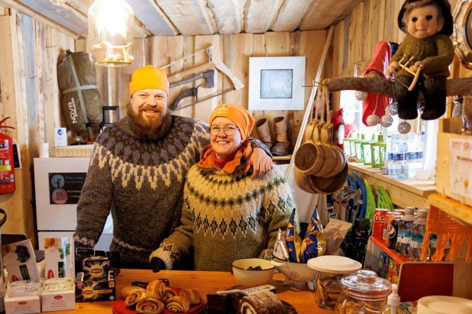 Private Hiking Tour to Frozen Waterfalls in Korouoma Park - Getting to the Destination