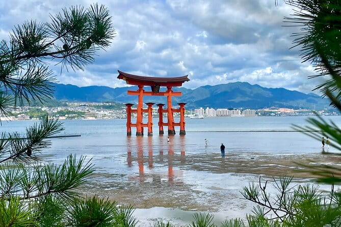 Private Hiroshima and Miyajima Tour With Local - Customizing Your Tour Experience