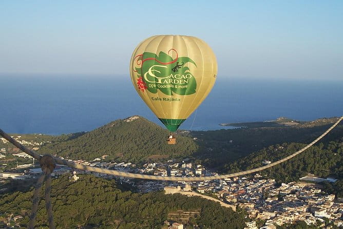 Private Hot Air Balloon Ride in Mallorca with Champagne and Snacks - Who Is This Experience Perfect For?