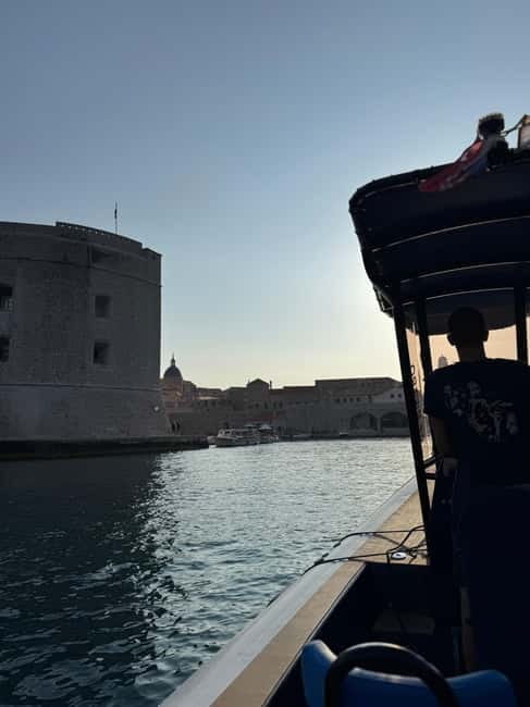 Private Island Escape: A Sunset Painting & Wine Experience - Final Thoughts: Who Should Sign Up?