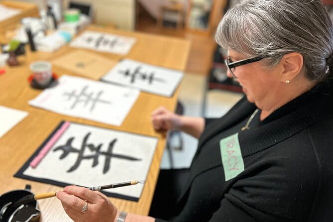 Private Japanese Calligraphy Class in Kyoto - Key Points
