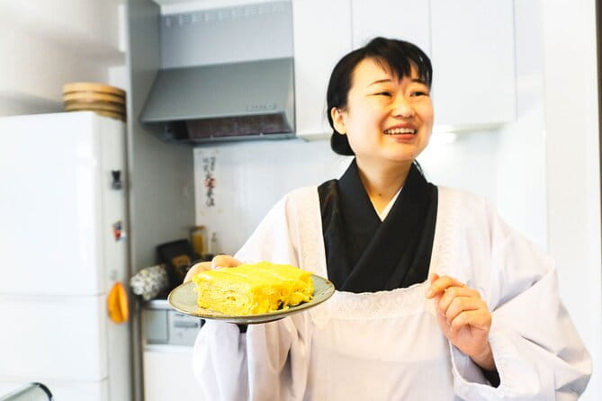 Private Japanese Cooking Class in Osaka With Culinary Expert Yoko - Class Structure and Menu