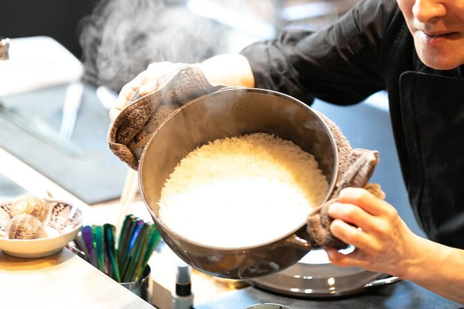 Private Japanese Cuisine Tour With Guide in Suzu-Ki - Meeting and Pickup