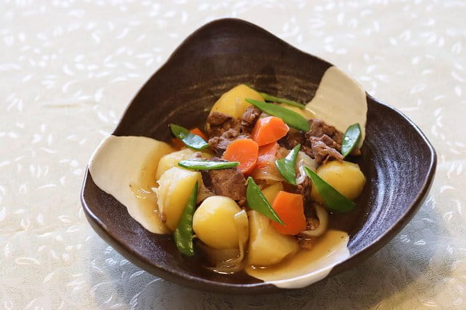 Private Japanese Homecooking in Kyoto With a Lovely Local Michiyo - Culinary Immersion: Learning the Art of Dashi and Chirashi Sushi