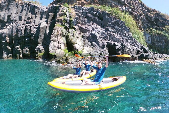 Private Kayak Tour in Câmara de Lobos - Who Should Consider This Experience