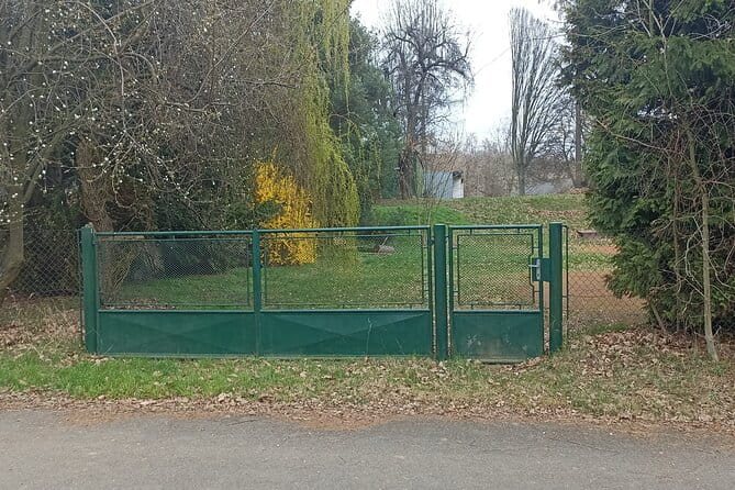 Private Kayak Tour in Prague - Price and Value Considerations