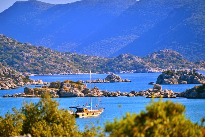 Private Kekova Boat Cruise from Demre Harbour - Cruising Through the Sunken City Ruins
